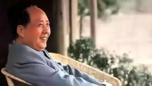 紀念毛澤東同志誕辰126周年！致敬一代偉人！